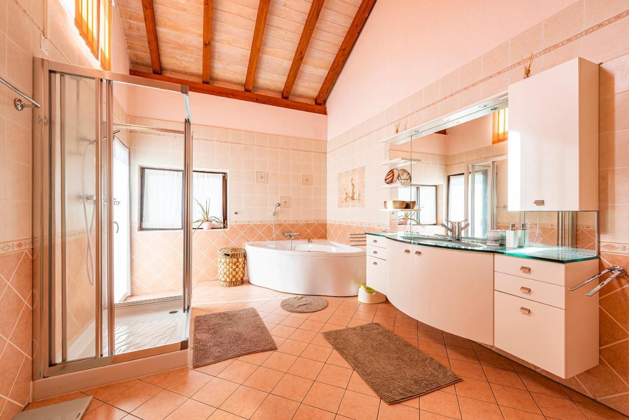 Casa Luna - Wonderful Lake View Brione sopra Minusio Exterior foto